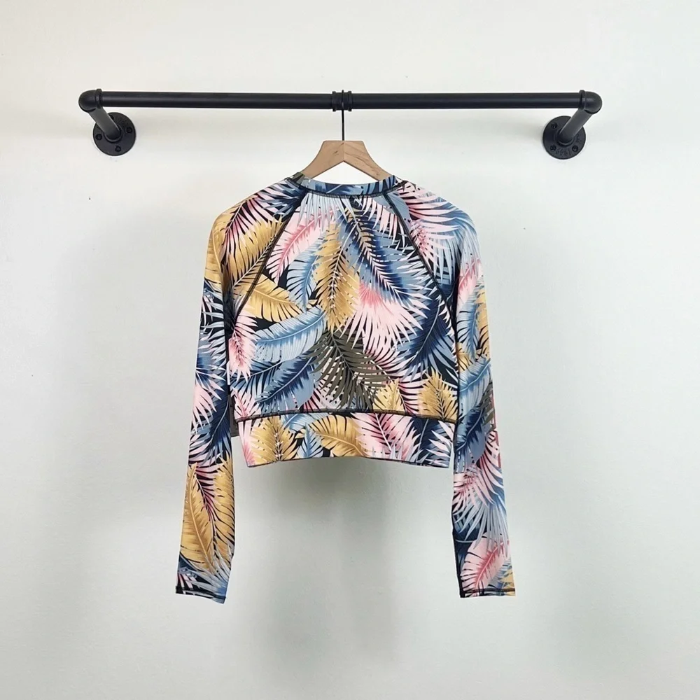 NWT Reef Crest Surf Shirt Cropped Palm Print Multicolor